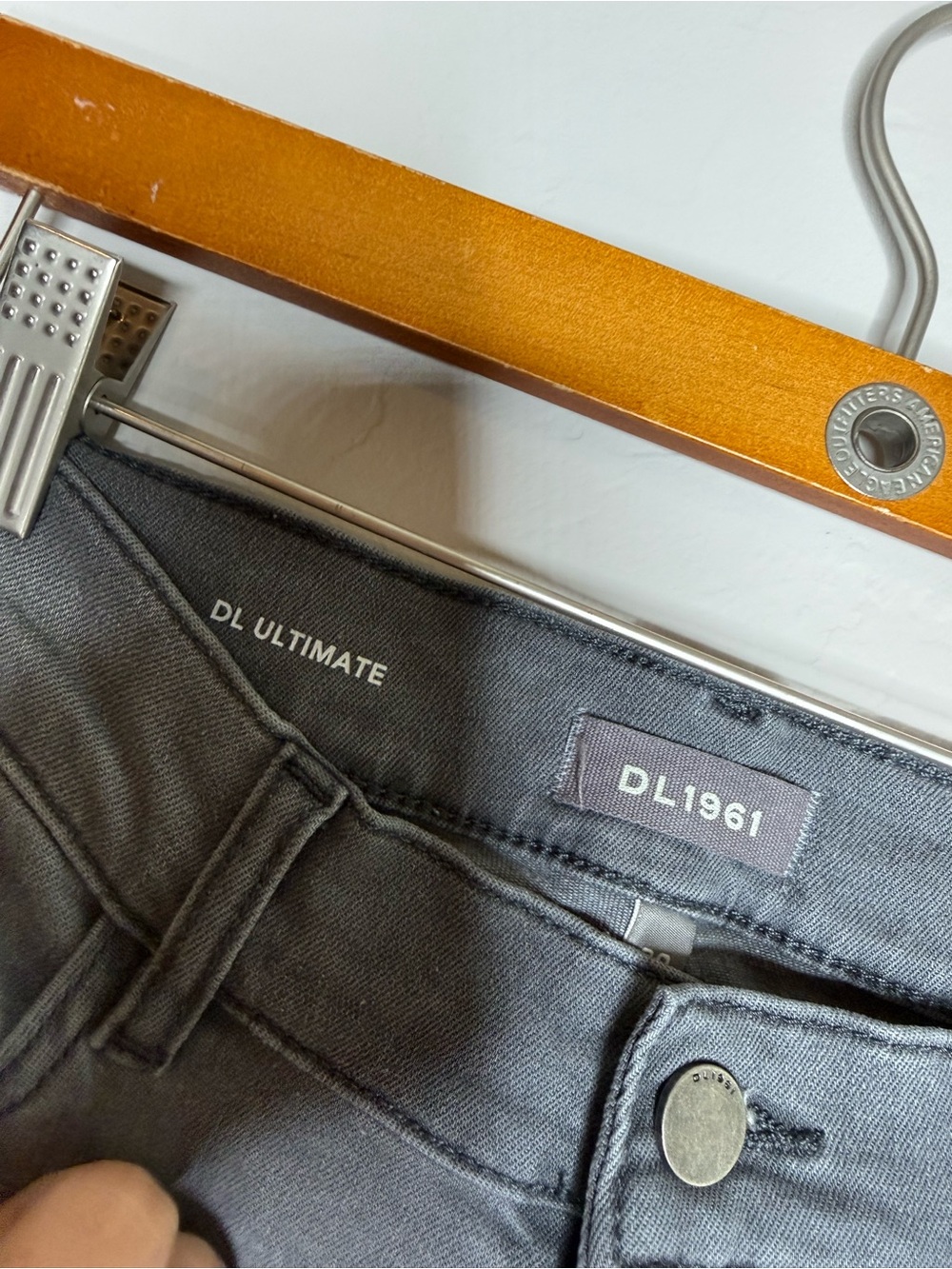 DL1961 Bridget Boot High Rise Instasculpt Crop jeans 29 gray wash raw hem - Picture 5 of 7